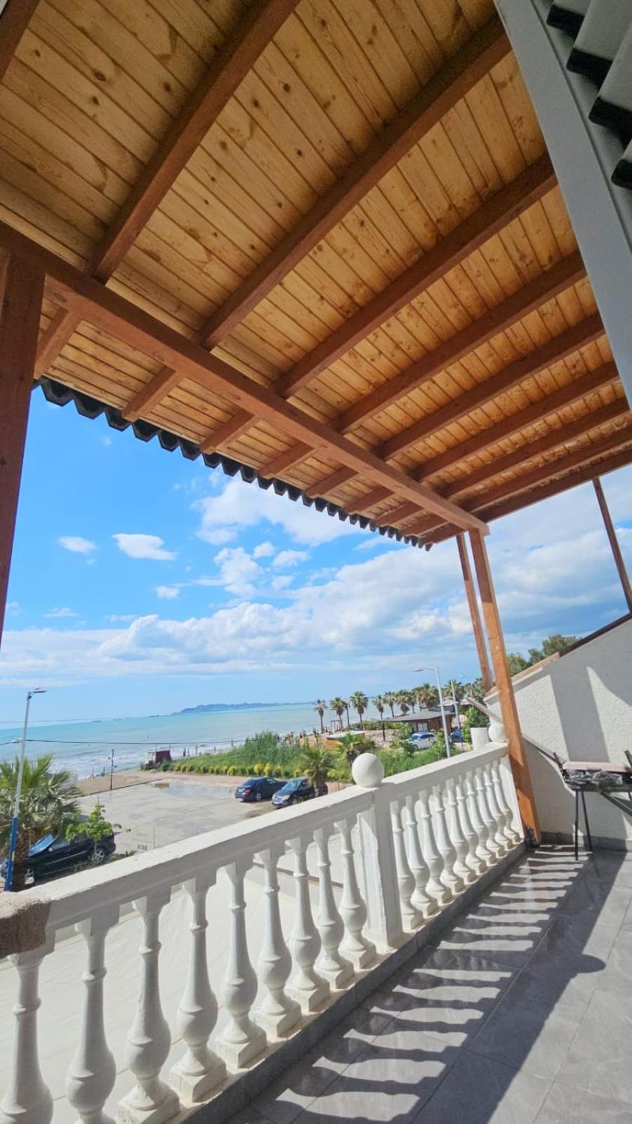 Villa Holidays Priam *